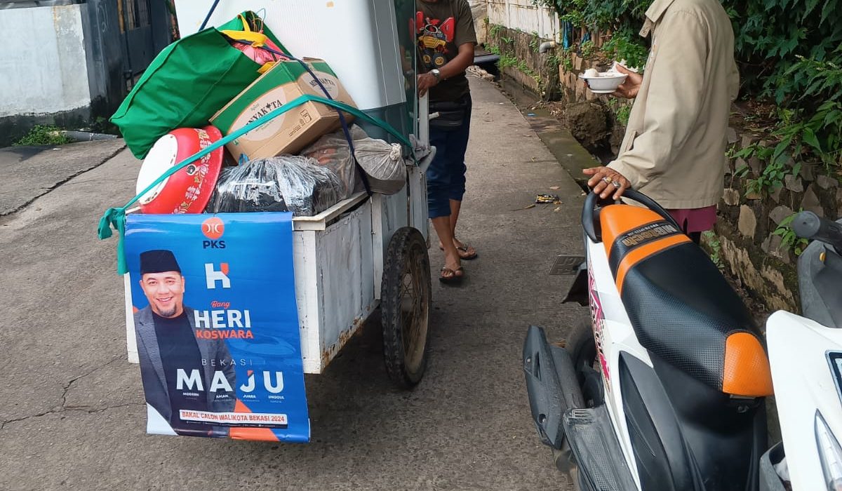 Kisah Mang Dadang Seorang Tukang Rongsokan yang Setia Mendukung PKS