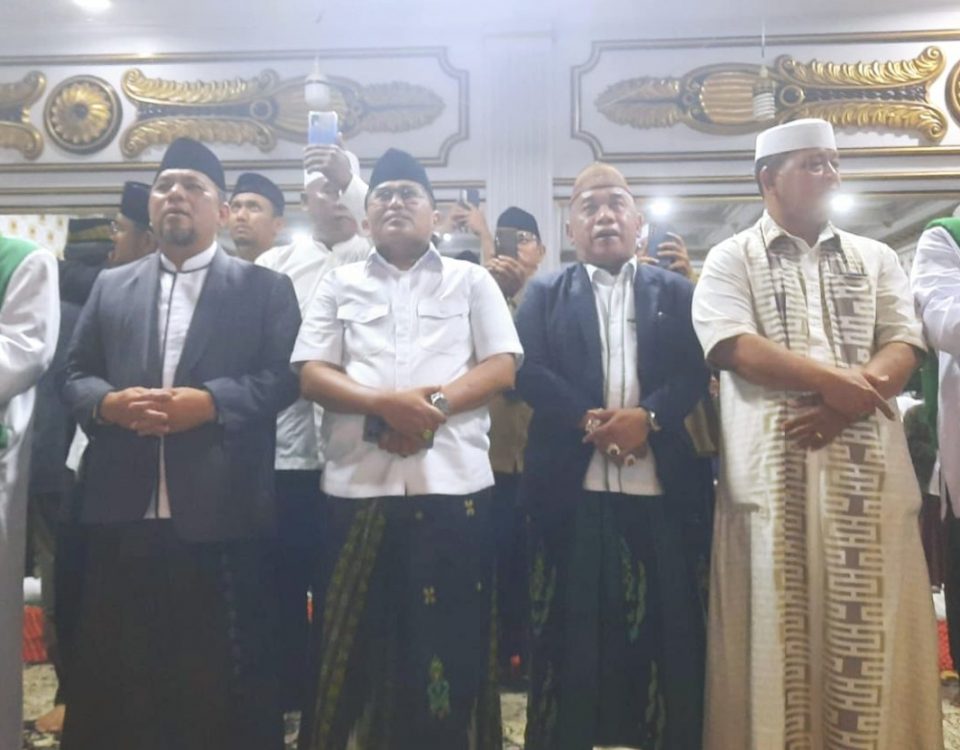 Paslon Wali Kota Bekasi Heri-Sholihin Hadiri Acara Maulid Nabi Muhammad SAW di Rumah H Zaini Sidi